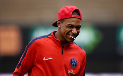 香蕉体育独家-三笘薰冷静罚入点球