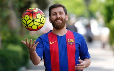 香蕉体育讨论-劳塔罗抢断后吊射得手