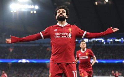 香蕉体育独家-鲁索禁区弧顶低射破网